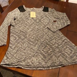 NWT black & white dress sz L